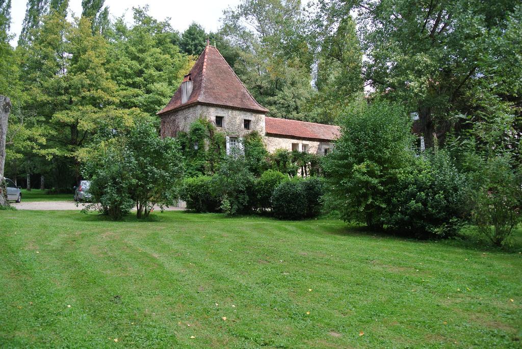 Moulin De Repassat Etape Voie Verte Bazens Exteriér fotografie