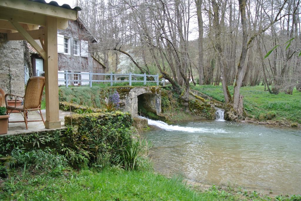 Moulin De Repassat Etape Voie Verte Bazens Exteriér fotografie